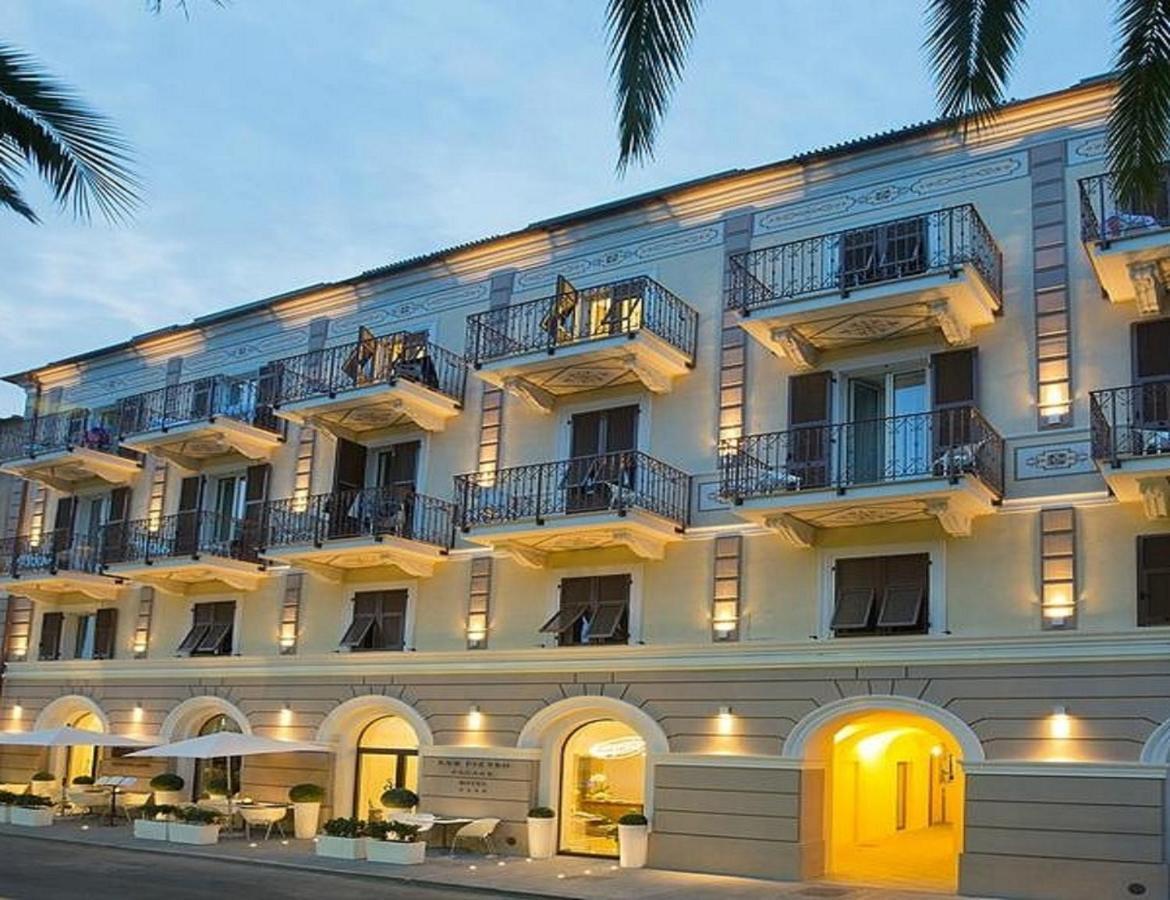 Hotel San Pietro Palace Finale Ligure Exterior foto